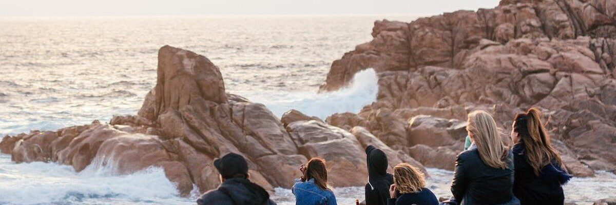 Aprenda como criar uma comunidade digital de sucesso e impulsionar seu negócio online com estratégias eficazes e comprovadas. Blog Cone Island.